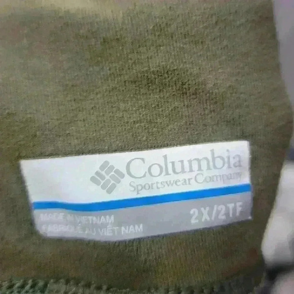 Columbia stretchy pants size 2X army green. Thicker material than leggings. - Picture 5 of 6